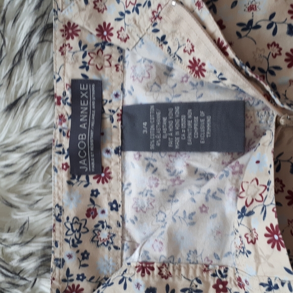 Floral skirt - Picture 3 of 4